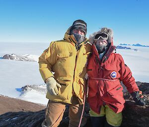 2 people at the summit of Mt Henderson