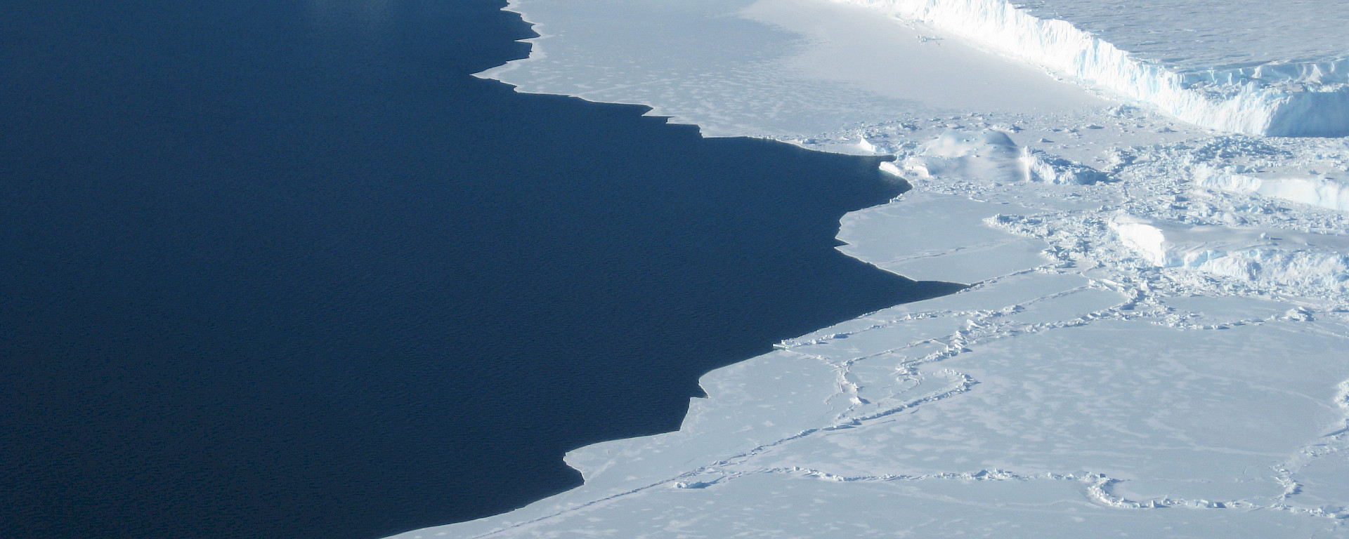 Where ice and ocean meet, Sørsdal Glacier