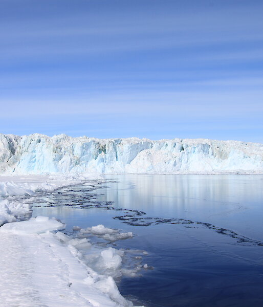 Ice cliffs surrounding the water