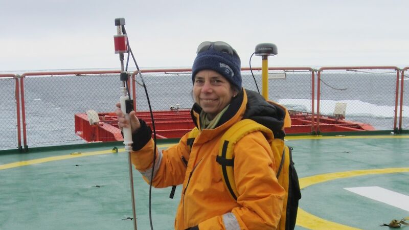 Petra with the Magna Probe on the ship’s deck