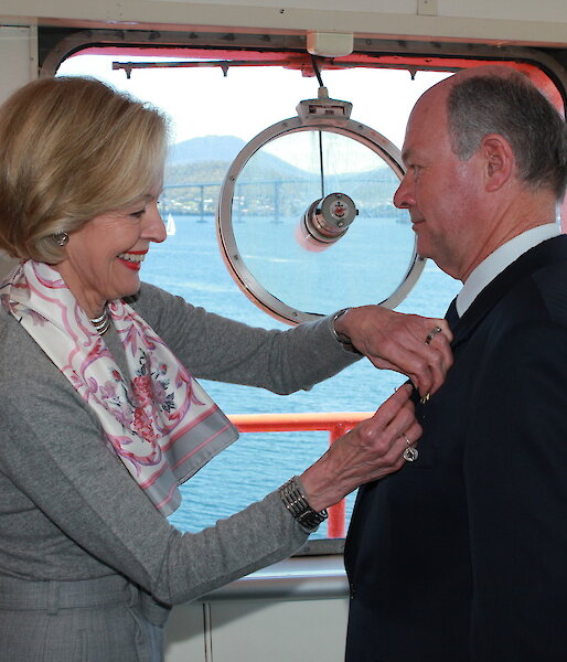 Captain Murray Doyle receives his Antarctic Medal from Governor General Quentin Bryce in 2011.