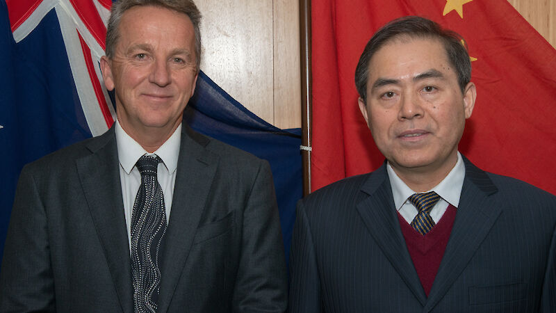 Australian Antarctic Division Director Dr Nick Gales with Mr Lianzeng Chen, Deputy Administrator of China’s State Oceanic Administration and head of the Chinese delegation for the China-Australia Joint Committee Meeting.