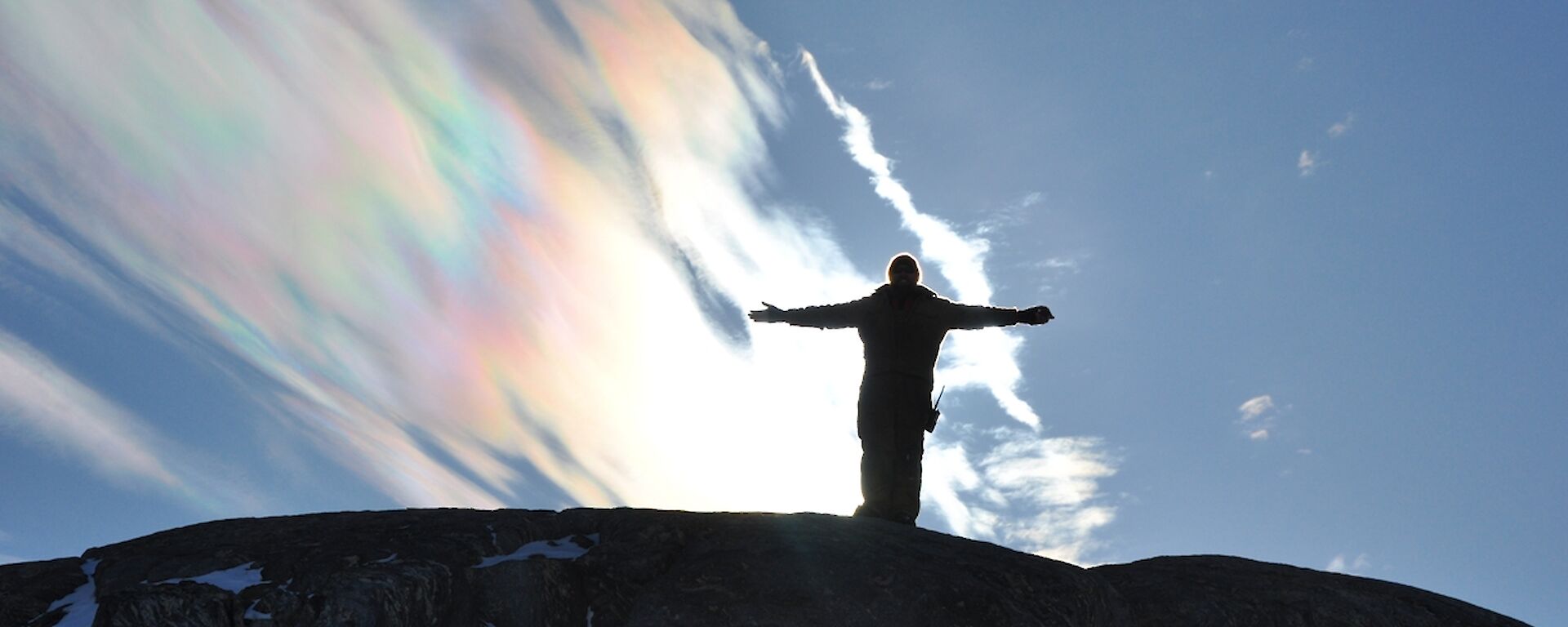 Nacreous cloud