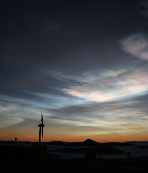 Nacreous clouds over Mawson station