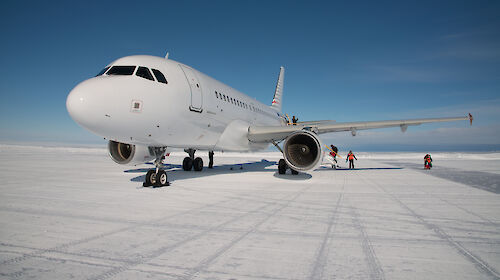 A319 on the ice at Wilkins runway near Casey