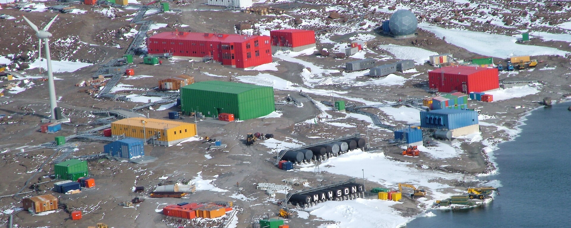 Aerial photo of Mawson station