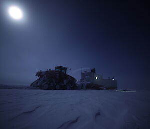 Traverse vehicles at night