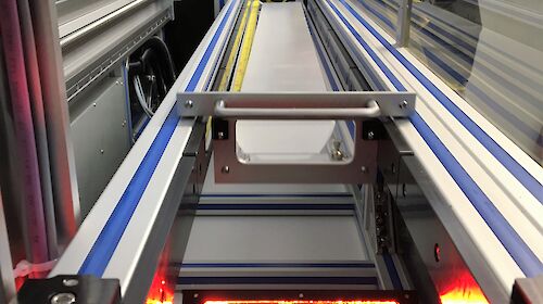 Scientist looks into ice scanning machine