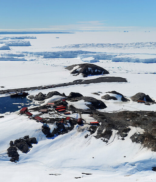 French Antarctic station Dumont d’Urville