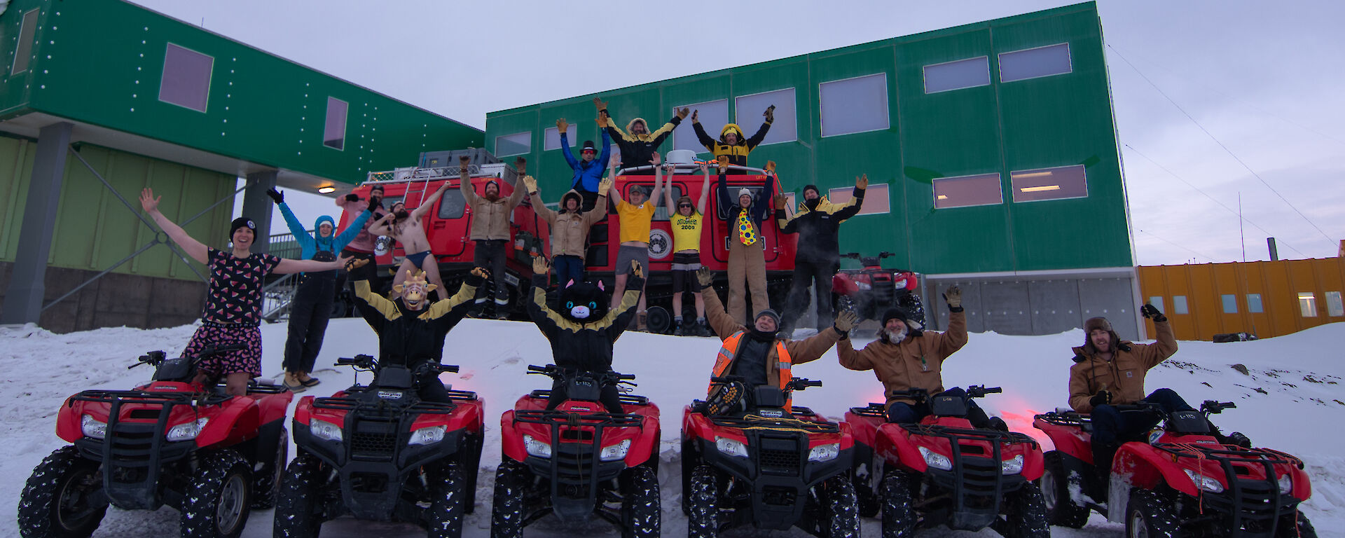 Davis Station winterers 2019