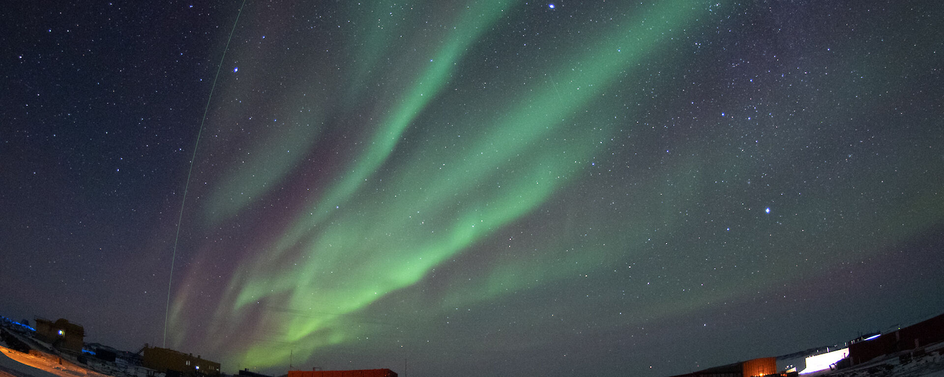 Aurora and LIDAR beam