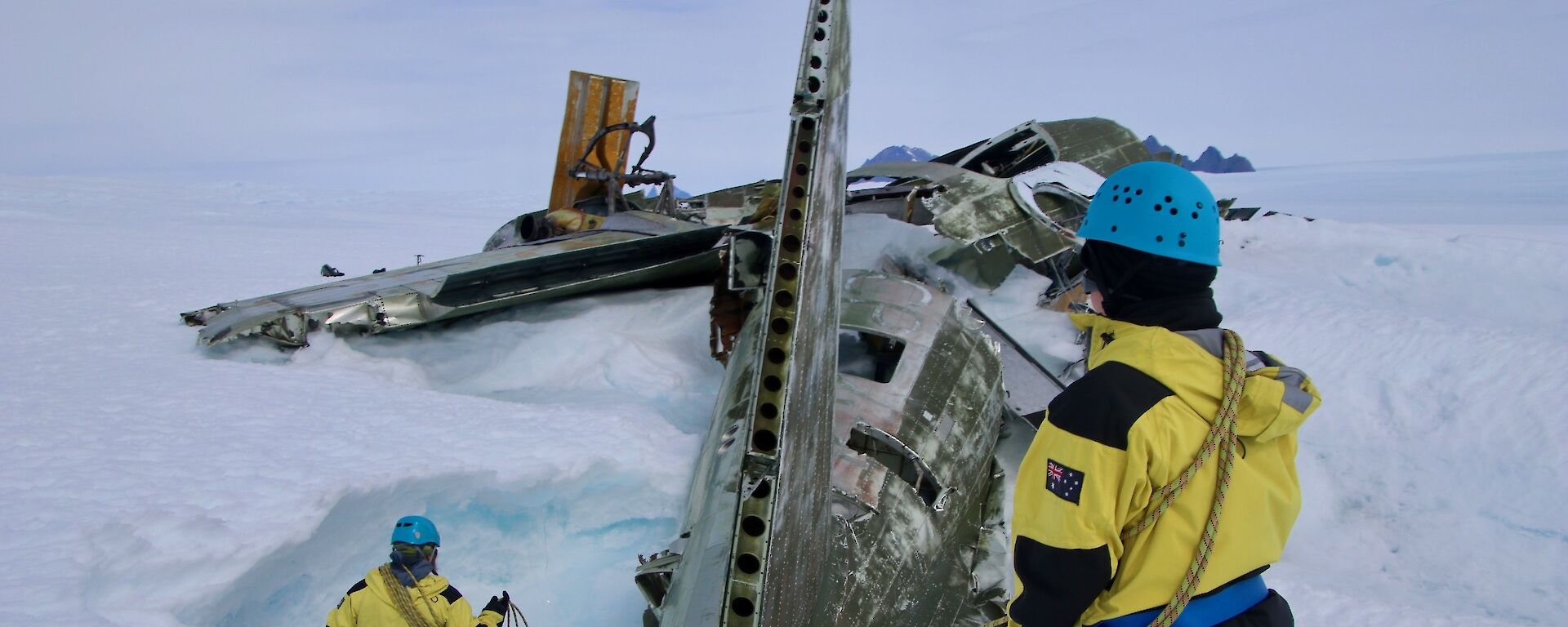 Expeditioner roped in at aircraft remains