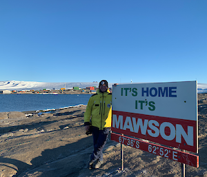 2019 Mawson Meteorology Senior Observer Roelof.
