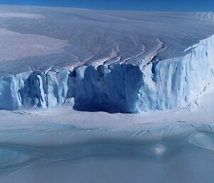 ice cliff meets sea ice