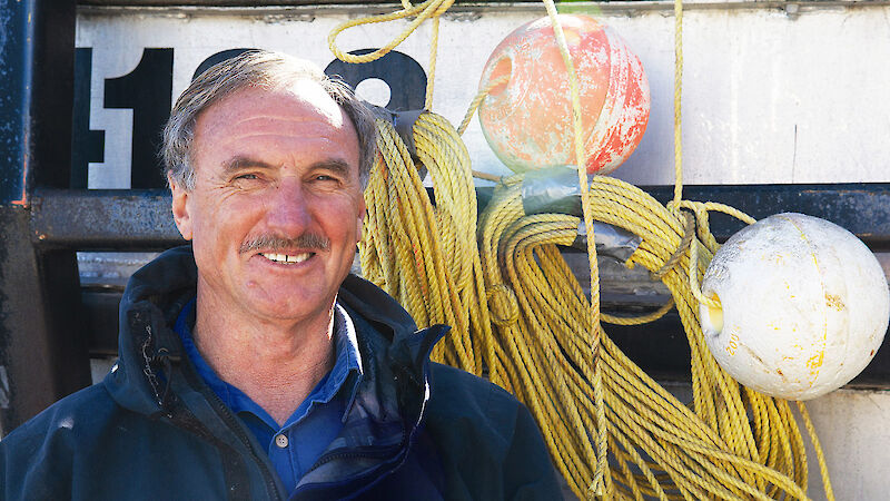 Dr Graeme Robinson, seabird ecologist - Seabird ecologist