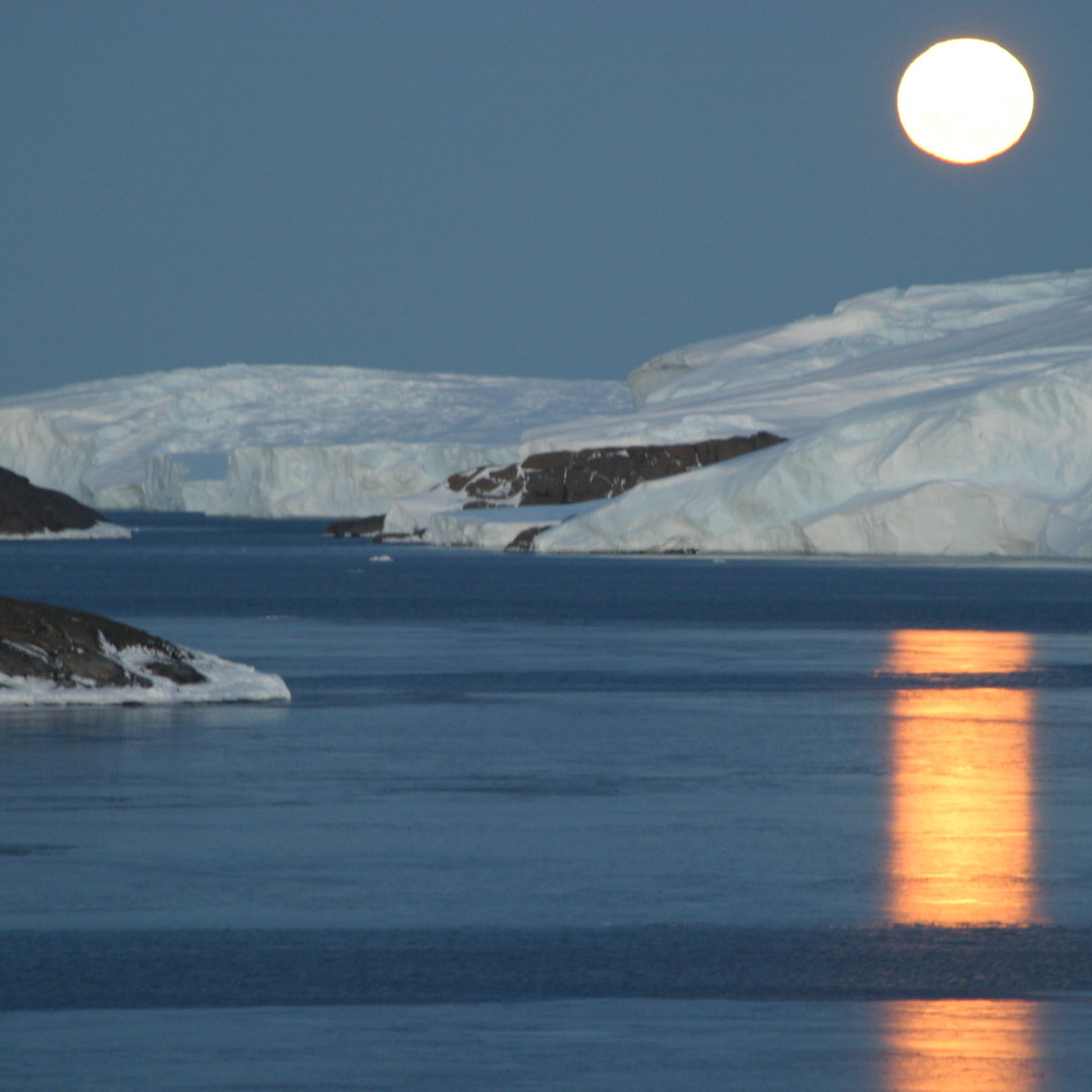 Climate, weather and tides at Mawson — Australian Antarctic Program Climate, weather and tides at Mawson — Australian Antarctic Program