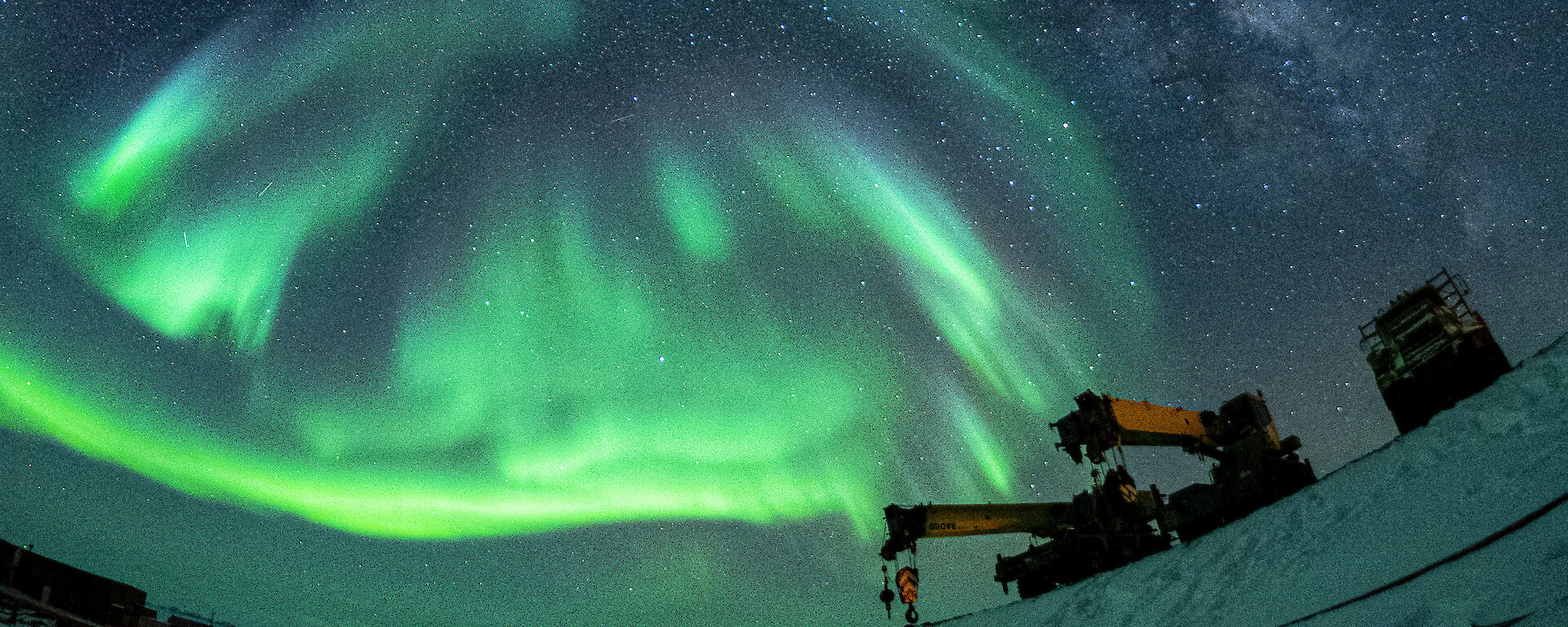 Aurora australis over the helipad