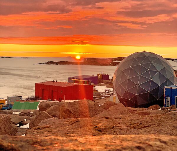 sunset at Mawson station