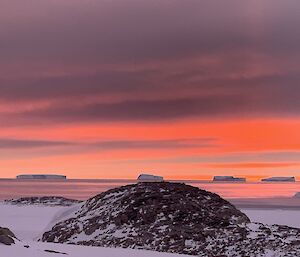 A glorious pink winter sunset at Casey recently