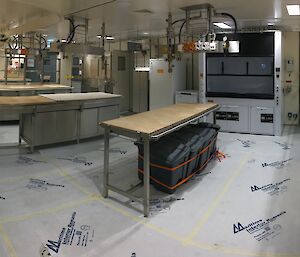 Lab benches and equipment in the wet lab on the Nuyina.
