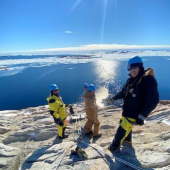 Expeditioners using ropes during search and rescue training