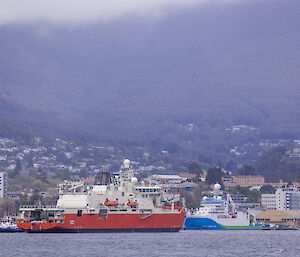 RSV Nuyina with RSV Investigator in the background