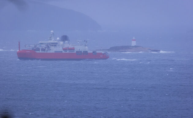 RSV Nuyina passing Iron Pot