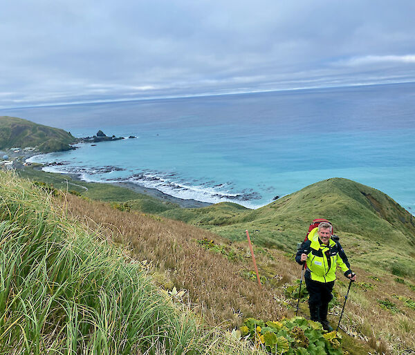 2023 Macquarie Island winter Field Training Officer Matt Roberts on the Doctor's Track.