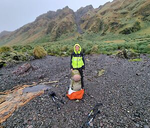 Rachel carrying marine debris out from the east coast.