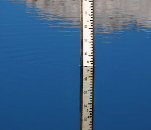 Water gauge used to measure water levels in Deep Lake.