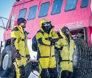 three expeditioners awaiting the arrival of the snow bird A319 plane