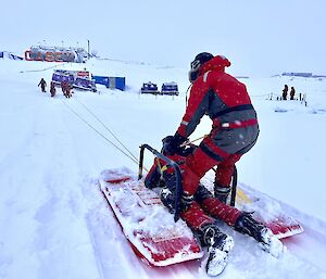 the team on the shoreline pull the rescue alive pontoon, using two separate ropes, carrying the patient and rescuer