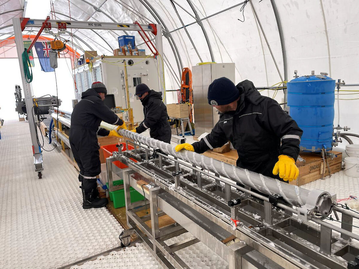 Ice Age drillers – Australian Antarctic Program (News 2026)